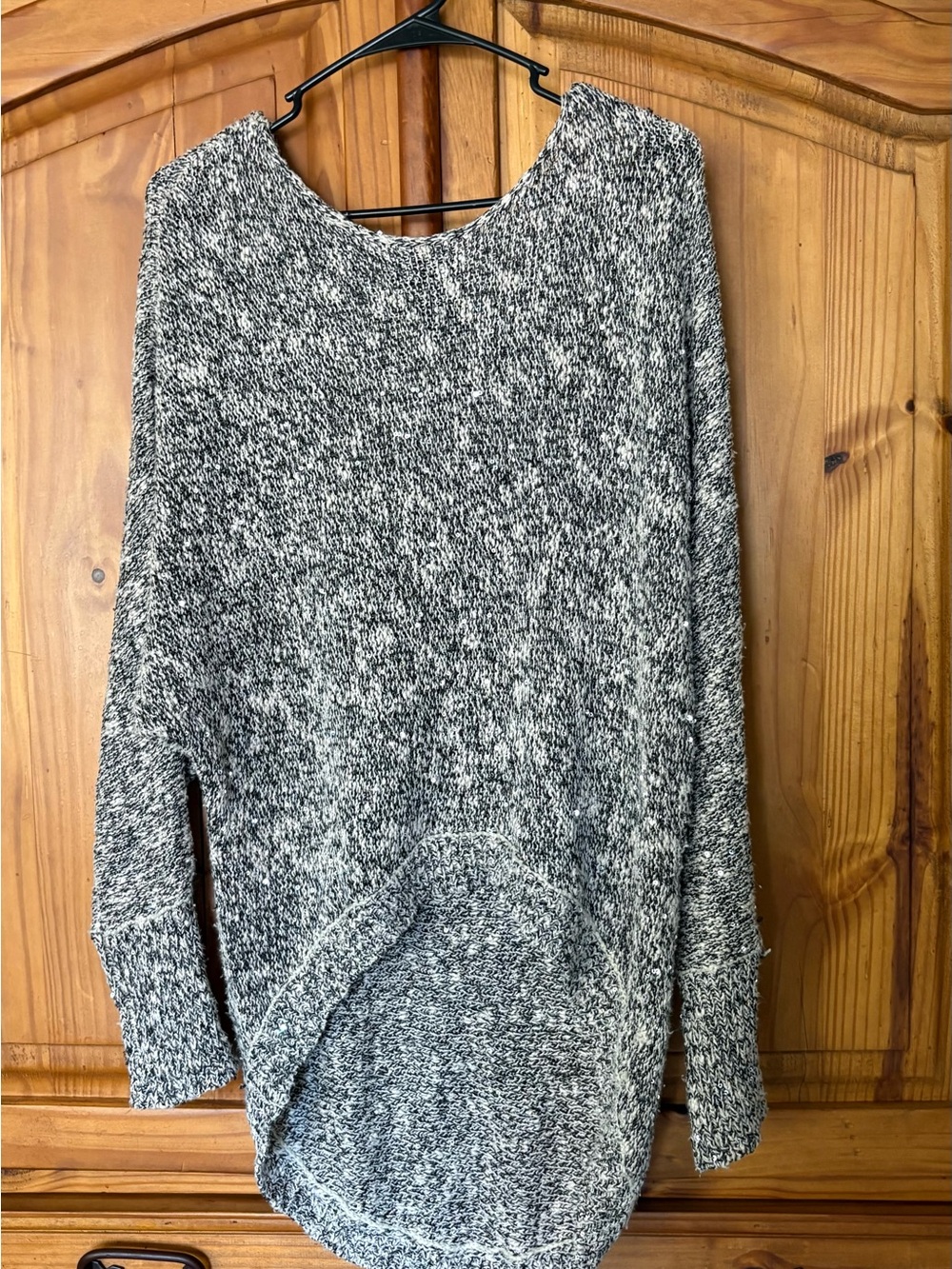Bisou Bisou Marled Black & White Scoopneck Sweater
